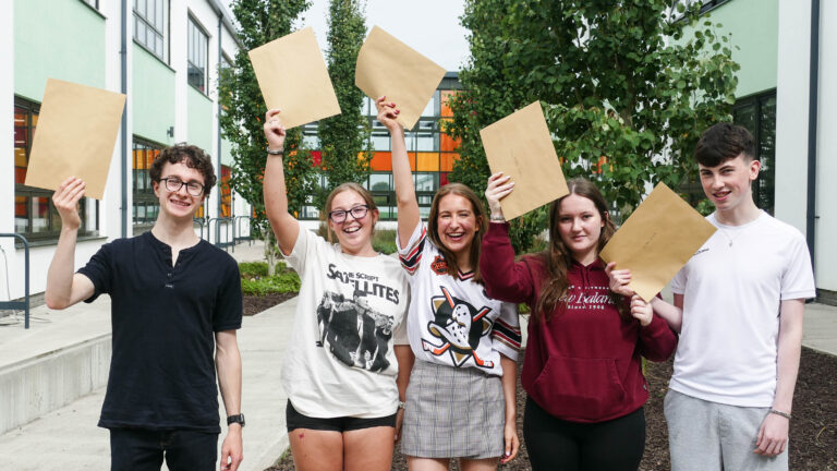 LIMERICK IN PHOTOS: Hellos and goodbyes at Coláiste Chiarain
