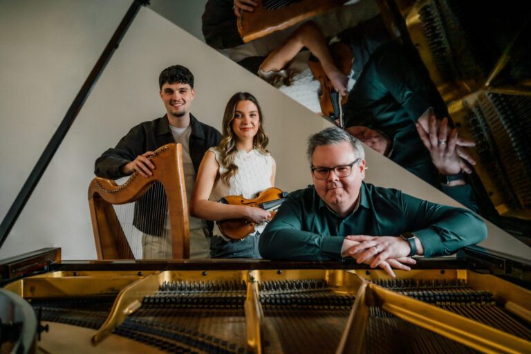 Sibling duo and acclaimed pianist launch Music Network’s Autumn Season this Saturday