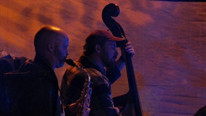 lellow-jazz-band-68b80c92ddffc-810x456