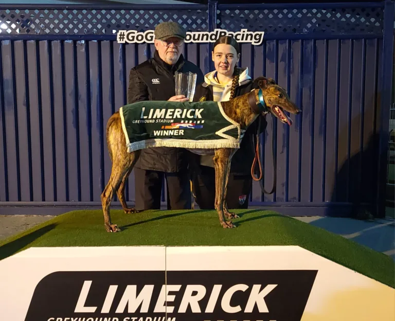 Maiden win for Molly Finn