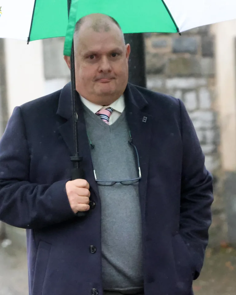 Garda trial hears “hundreds” of WhatsApp messages sent