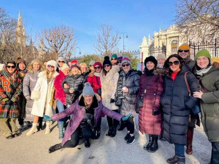 The Gúnas to host Christmas concert in Limerick for children’s charity