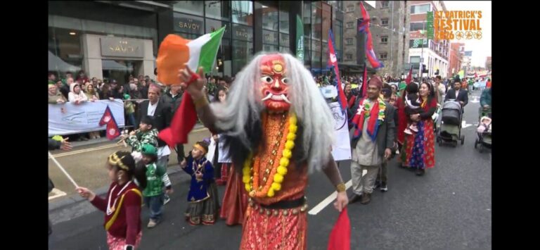 70,000 turn out in city to cheer legendary parade