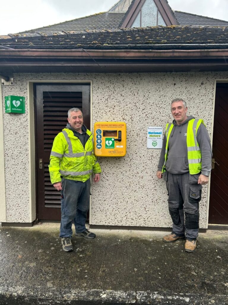 Three new defibrillator boxes installed on outskirts of Limerick