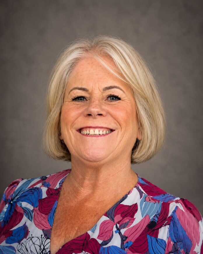 Anne Cahill