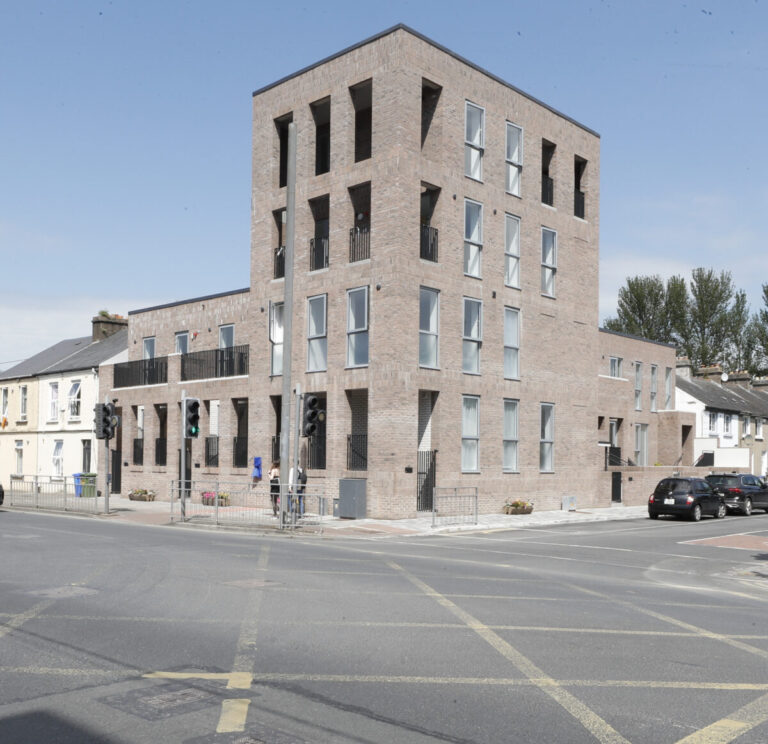 Families get keys to new Clare St homes