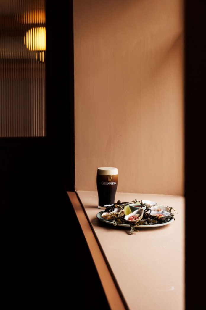 Photography award - HC_Fortnum & Mason Food at the Table_Kirsty Lyons_Irish Oysters and a Pint of Stout_Hi-Res